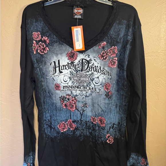 Harley-Davidson Tops - Harley-Davidson Women's Black and Blue Floral Long Sleeve